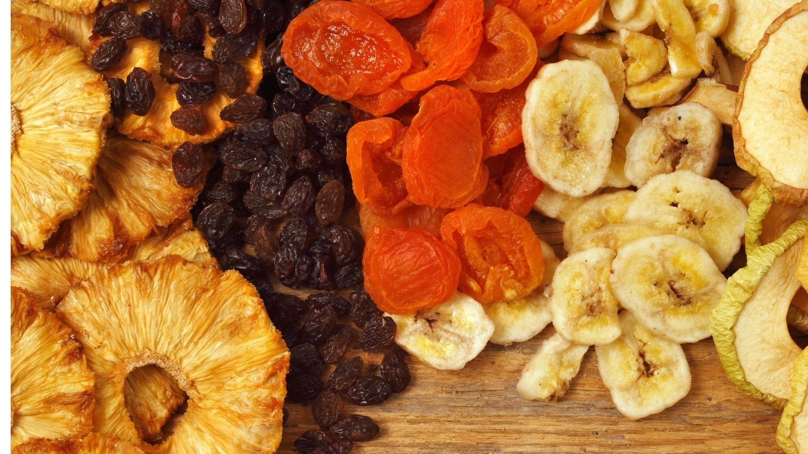 dried apricots (khubani)